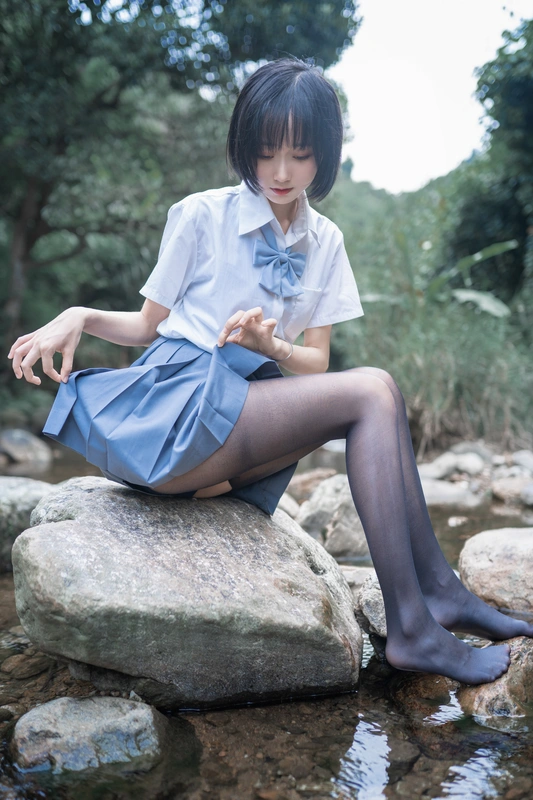 水色溪边制服 - 木绵绵OwO